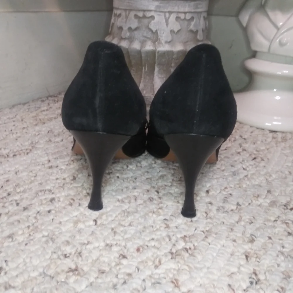 Vintage Christian Dior Sexy Black Corset Lacing Pointed Toe Suede, Leather Pumps - Picture 5 of 8
